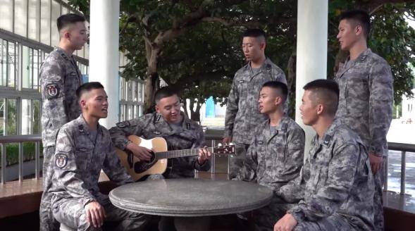 奶茶店給抗洪戰士送爆米花_98抗洪犧牲多少戰士_抗洪戰士下落不明