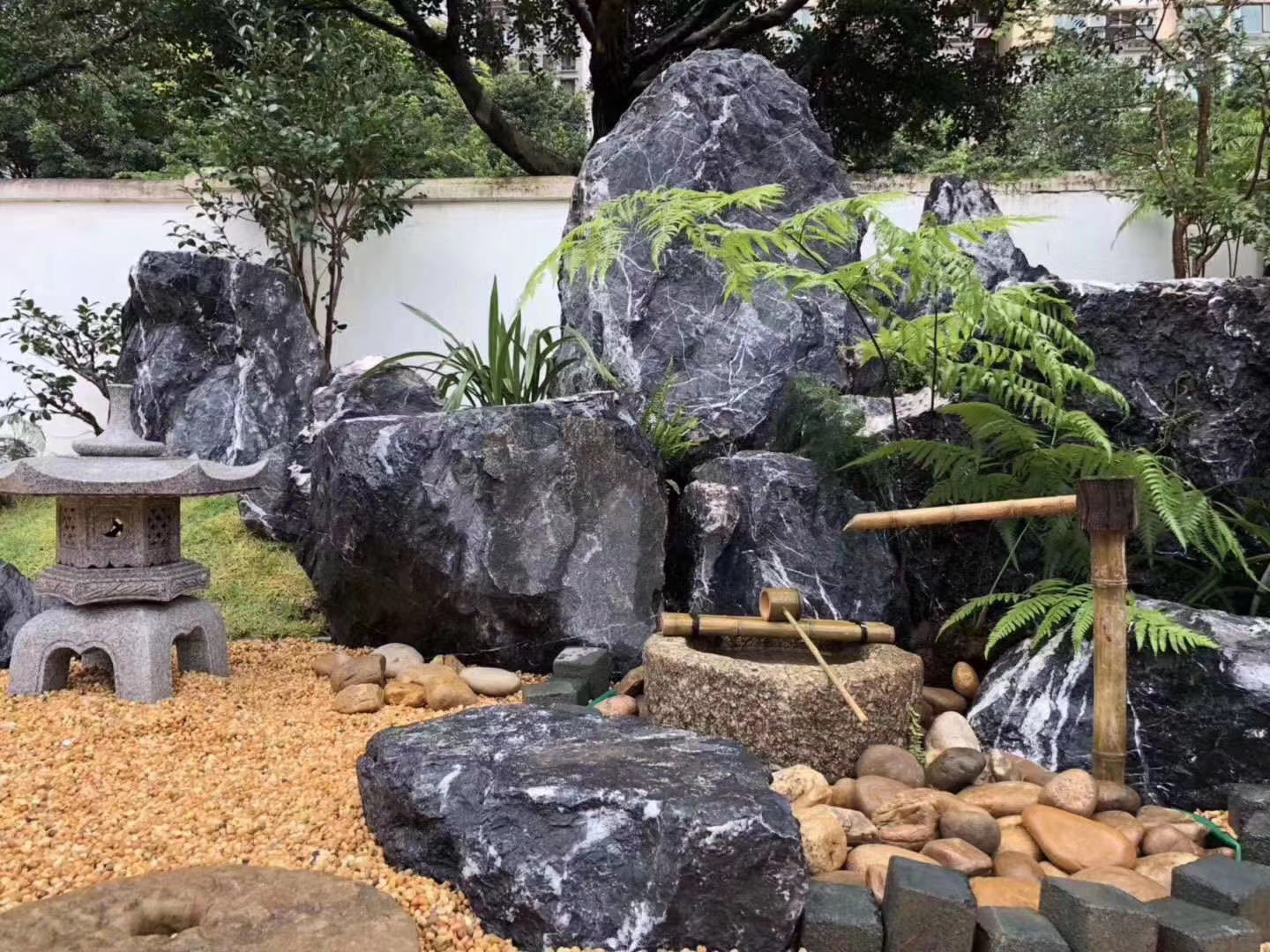 弱風化花崗巖_怪物獵人xx刷風化護石_軟石是弱風化