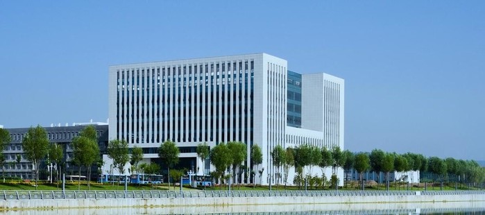 呂梁學(xué)院環(huán)境怎么樣（呂梁學(xué)院離市區(qū)遠(yuǎn)嗎）