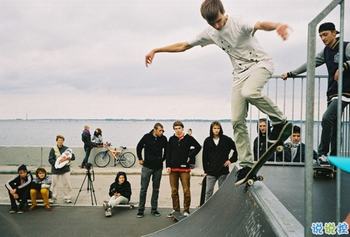 關于熱愛生命的名人的故事