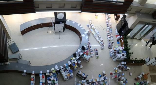 金融是本故事書下載_上海金融學(xué)院是幾本_金融是本故事書