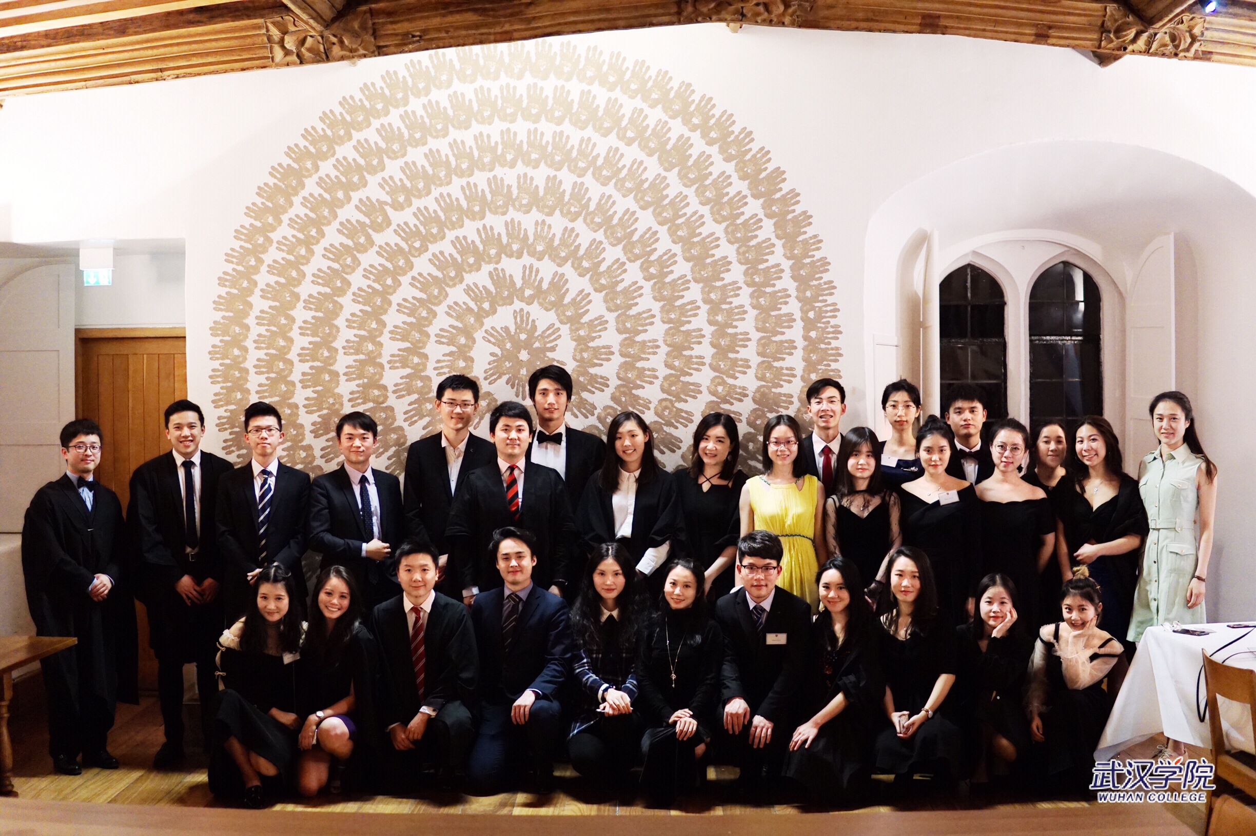 武漢學(xué)院學(xué)費(fèi)_武漢紡織大學(xué)外經(jīng)貿(mào)學(xué)院學(xué)費(fèi)_武漢技師學(xué)院學(xué)費(fèi)多少