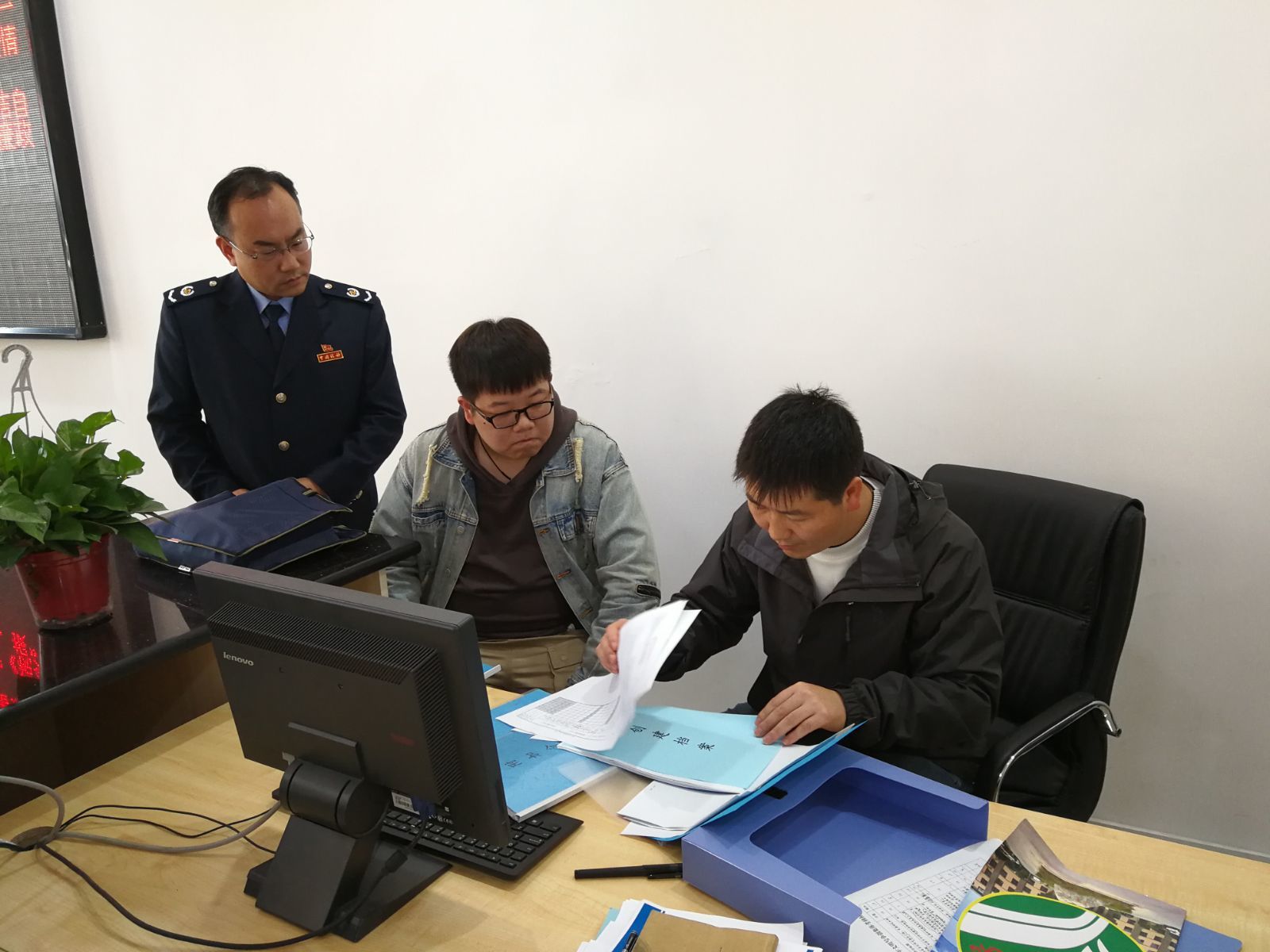 湖北省地稅電子稅務(wù)局_湖北地稅網(wǎng)上申報(bào)系統(tǒng)_湖北地稅下載