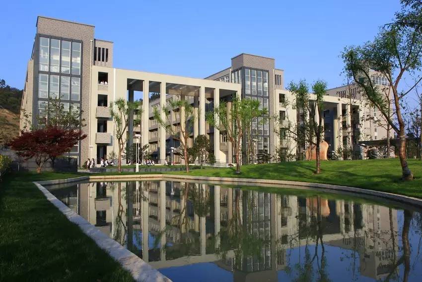 浙江普通高中學費收費標準_浙江高中學費多少_浙江高中省重點學費