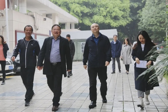 張家港常青藤實驗學校是四星級高中嗎_張家港常青藤國際學校高中_張家港常青藤實驗學校是私立嗎