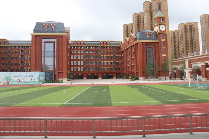 一中中學湖濱市校區(qū)地址_湖濱中學與市一中_湖濱中學新初一名單