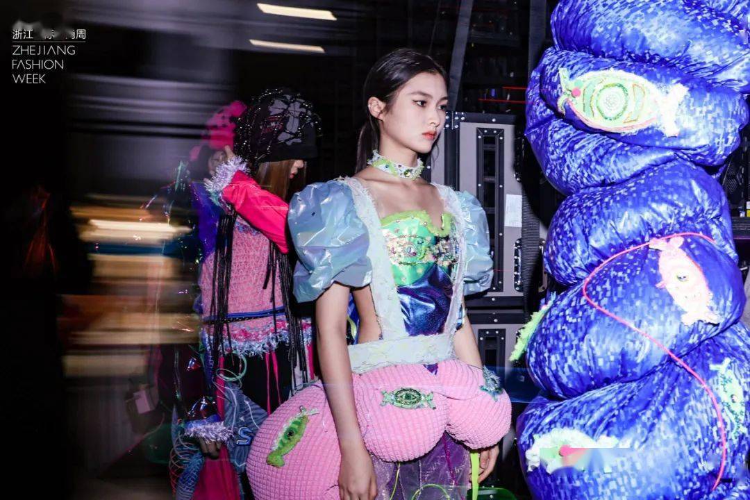 浙江藝術職業(yè)學院百度貼吧_浙江藝術職業(yè)學院學校_浙江省藝術職業(yè)學院