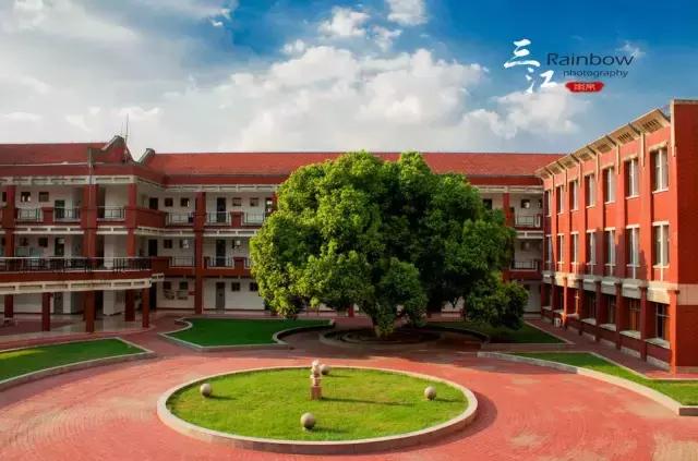 三江學院是怎么樣貴族學校嗎？學費多少？外界評價如何值得上嗎？