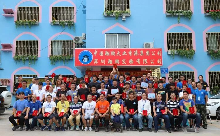 重慶銀利寵物美容學(xué)校_重慶寵物美容培訓(xùn)學(xué)校排名_重慶銀利寵物學(xué)校學(xué)費(fèi)