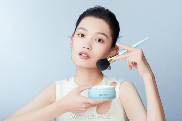 彩妝造型設計_化妝師自創彩妝品牌_美妝博主品牌優勢